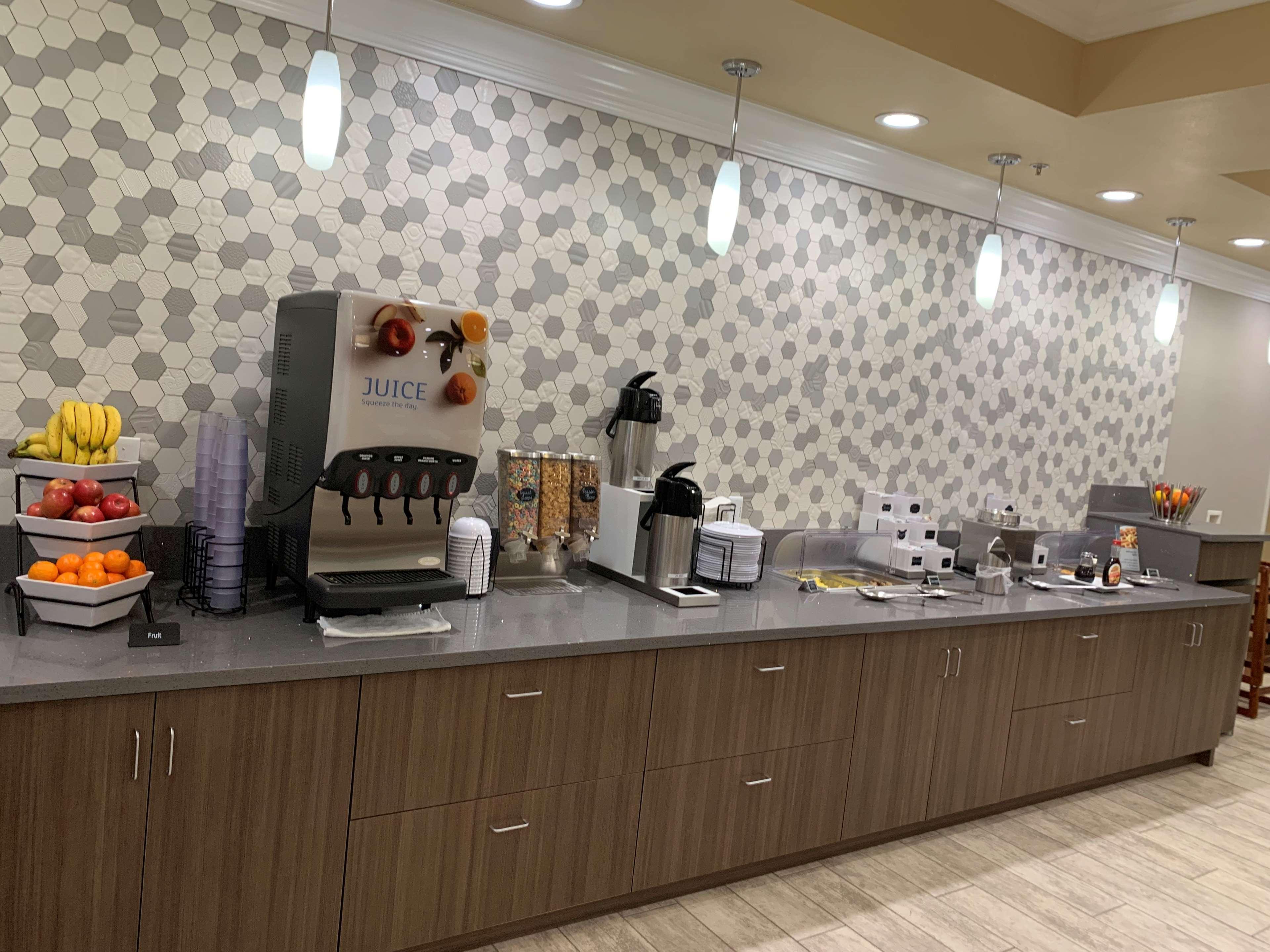 Best Western Plus Wasco Inn&Suites Exterior foto